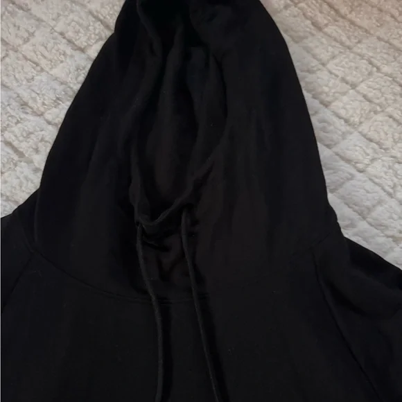 Avia Black Hoodie - Picture 2 of 3